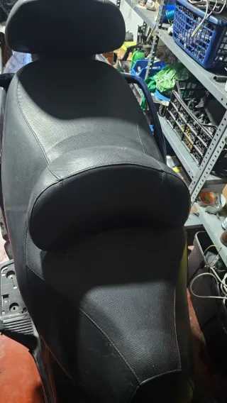 Suzuki Burgman 650 - ITV hasta Junio 2027