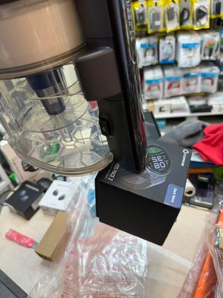 Shark Aspiradora escoba sin cable