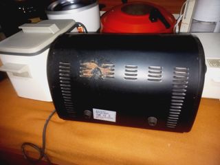 Pequeno Forno elétrico de bancada