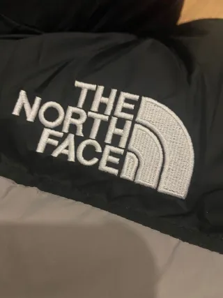 Chaqueta The North Face Gris y Negra