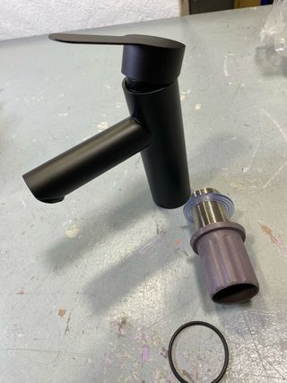 Torneira de Lavatório Preta