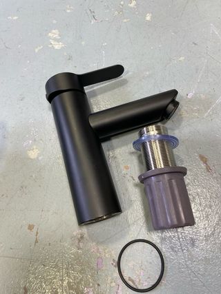 Torneira de Lavatório Preta