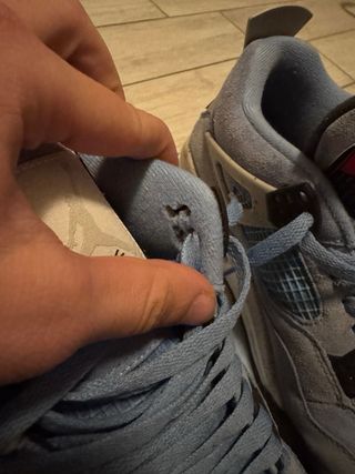 Jordan 4 University Blu Grigio