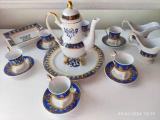 Set caffè in porcellana blu e oro