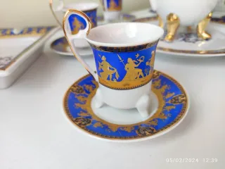 Set caffè in porcellana blu e oro