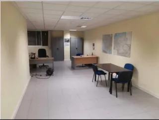 Oficina / Local / Estudio / Trastero