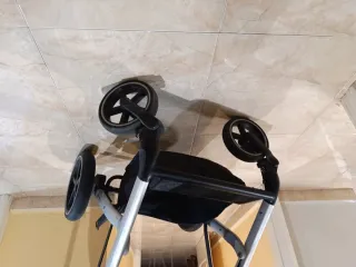 Carro Cybex Balios S con protector de lluvia