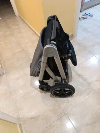 Carro Cybex Balios S con protector de lluvia