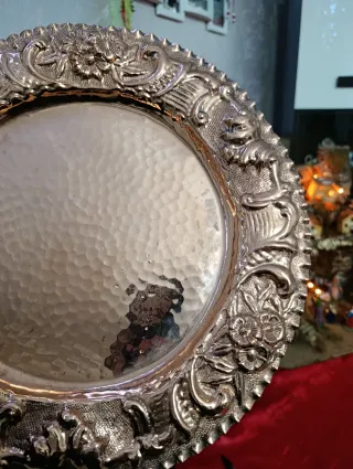 Vassoio antico decorato