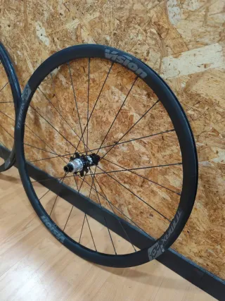 Juego Ruedas Vision trimax agx i23 700