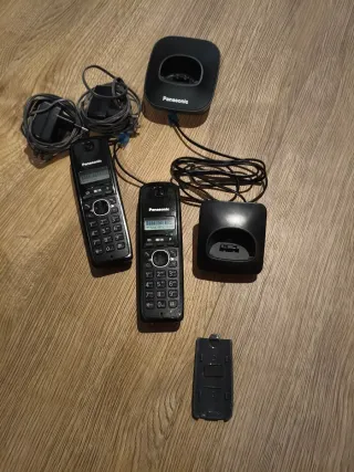 Teléfono Inalámbrico Dúo Panasonic PNLC 1023