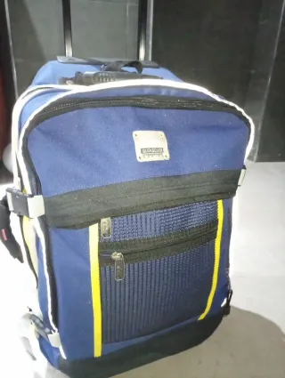 Maleta de cabina Quiksilver. Como nueva .