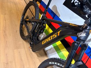 oferta bicicleta última unidad Ghost e-riot advanc