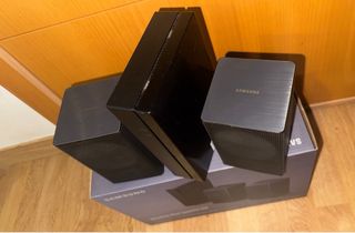 Barra de Sonido Samsung con altavoces inalámbricos