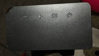 Barra de Sonido Samsung con altavoces inalámbricos