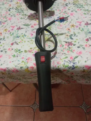 Faro Halógeno HELLA Orientable estanco para exteri