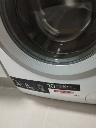 Lavadora AEG 8kg - 6000 Series