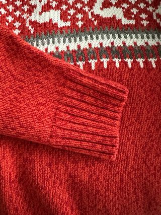 Jersey Navideño color  Rojo Talla L