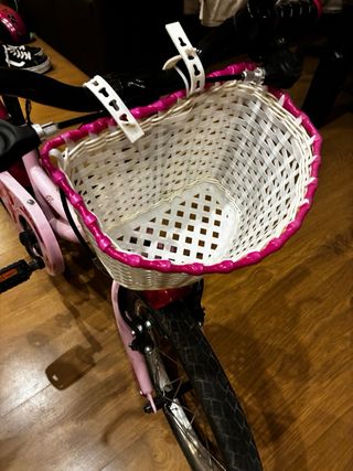 Bicicleta niña 16 rosa con cesta