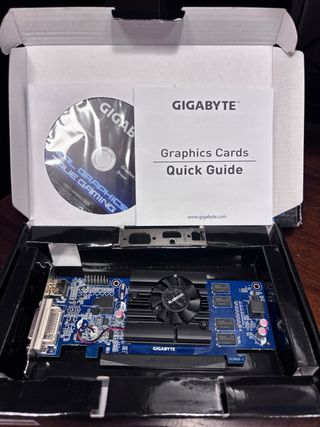 Gigabyte GeForce 210 1GB DDR3 Tarjeta Gráfica