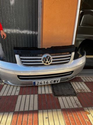 Frontal Volkswagen Multivan T5