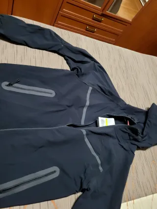 Sudadera Nike Tech Negra. A estrenar