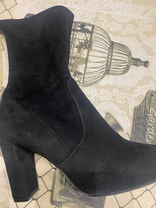 Botines Gloria Ortiz ante negros talla 39