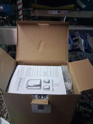 Secador de manos con sensor