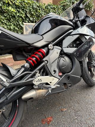 Kawasaki ER6F 2011 Carnet A