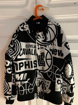 Chaqueta Bomber New Era NBA Chico