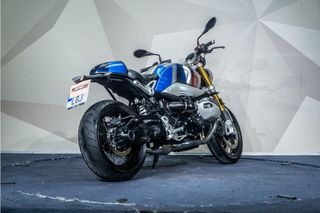 BMW R-Nine T OPTION 719 * AKRAPOVIC homologado *