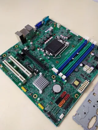 Placa Base Lenovo IS7XM LGA1155 DDR3