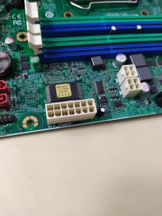 Placa Base Lenovo IS7XM LGA1155 DDR3