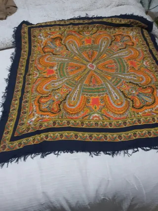 Pañuelo Regional Extremadura Cien Colores.