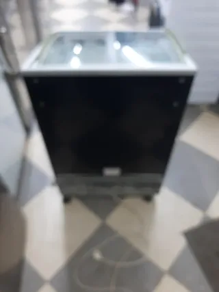 Congelador horizontal con tapa de cristal