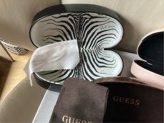 Lote 3 Fundas Gafas Guess, Roberto Cavalli, Tous