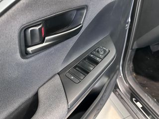 Toyota C-HR  2.0 220 PHEV Advance 2WD