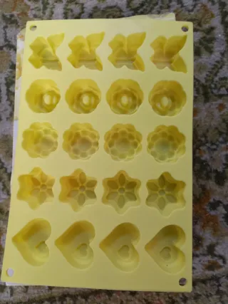 Molde para 20 mini pasteles Tchibo