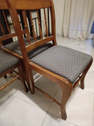 4 Sillas de Salón Madera y Tela