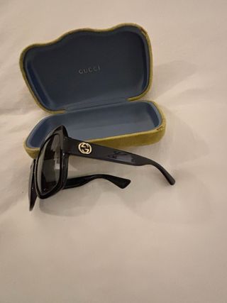 Gafas de sol Gucci negras