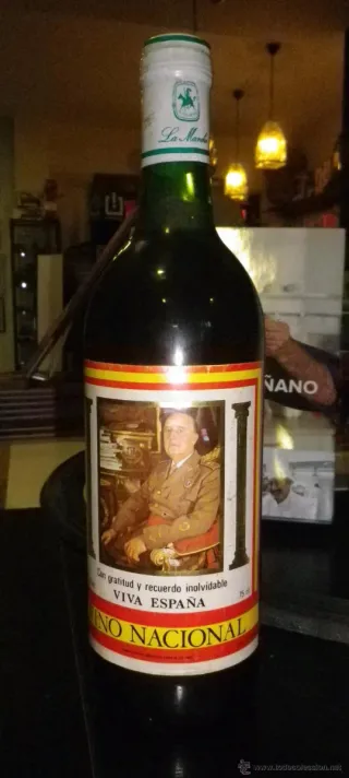 Botella Vino Nacional Viva España