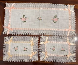 Centrini pizzo floreale rosa