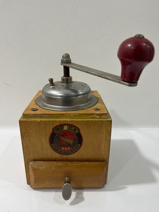 3 Macinini per Caffè Manuali Olandesi