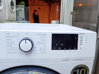 Lavadora 'BEKO' 8kg 1200rpm (COMO NUEVA)