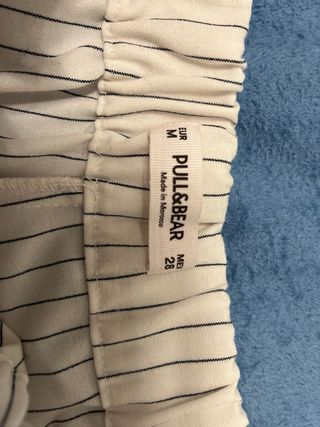 Bermuda Pull&Bear a rayas blanco y azul