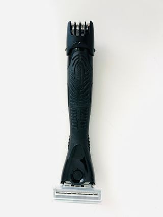 Máquina de Barbear Wilkinson Sword All-in-One