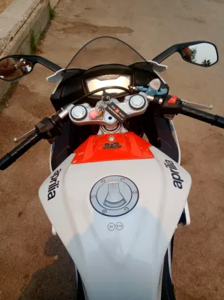 Aprilia RS 125 (Moto Deportiva)