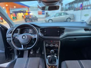 Volkswagen T-Roc 2019