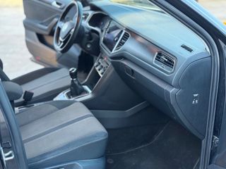 Volkswagen T-Roc 2019