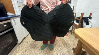 Sudadero salto marca Lexhis negro